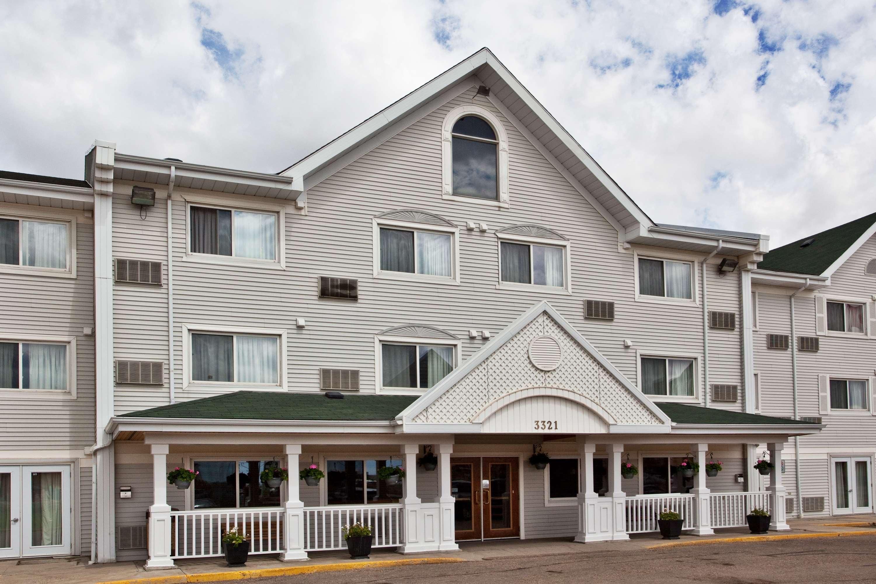 Travelodge Suites By Wyndham Regina - Eastgate Bay Exterior foto