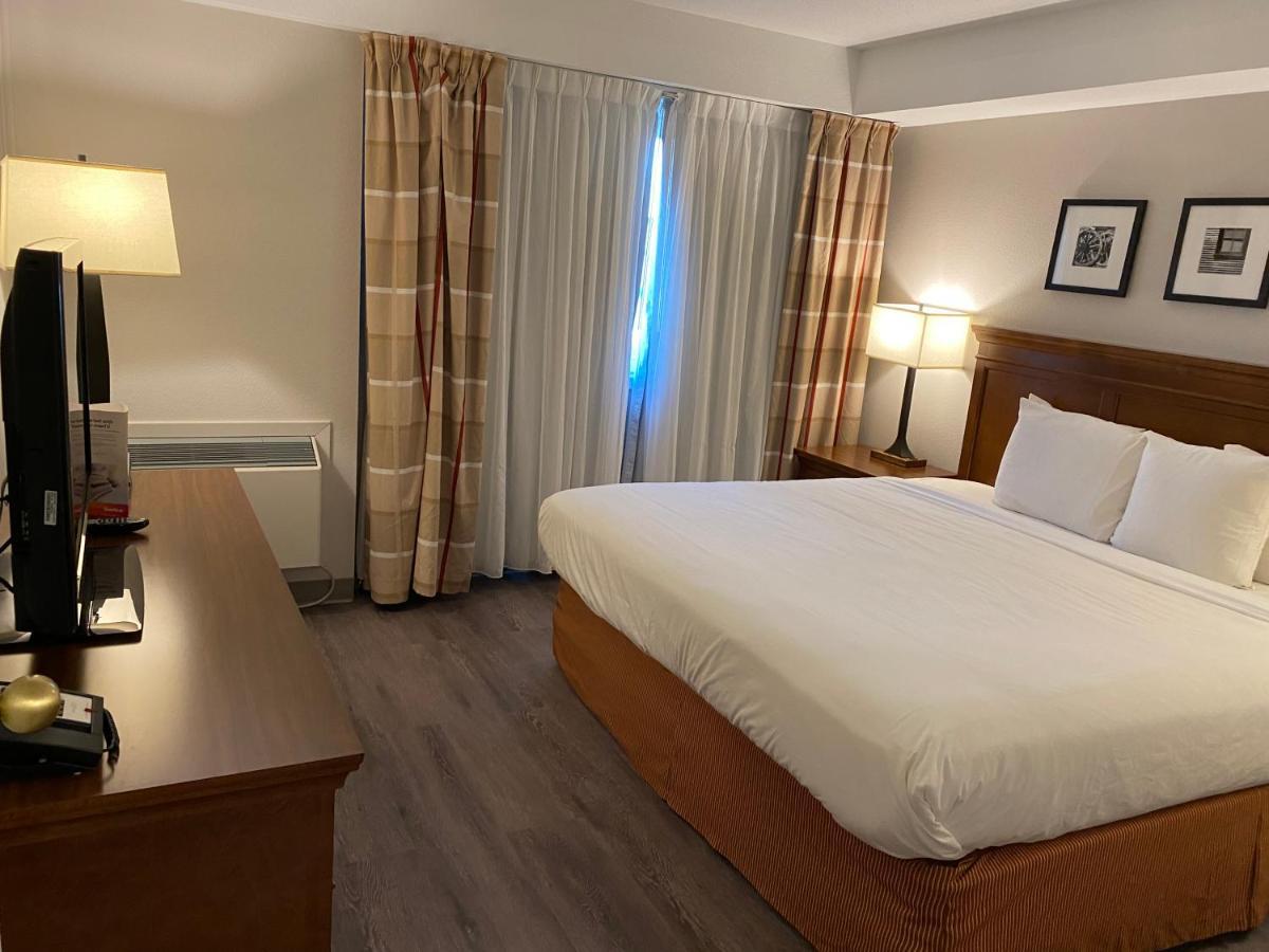 Travelodge Suites By Wyndham Regina - Eastgate Bay Exterior foto